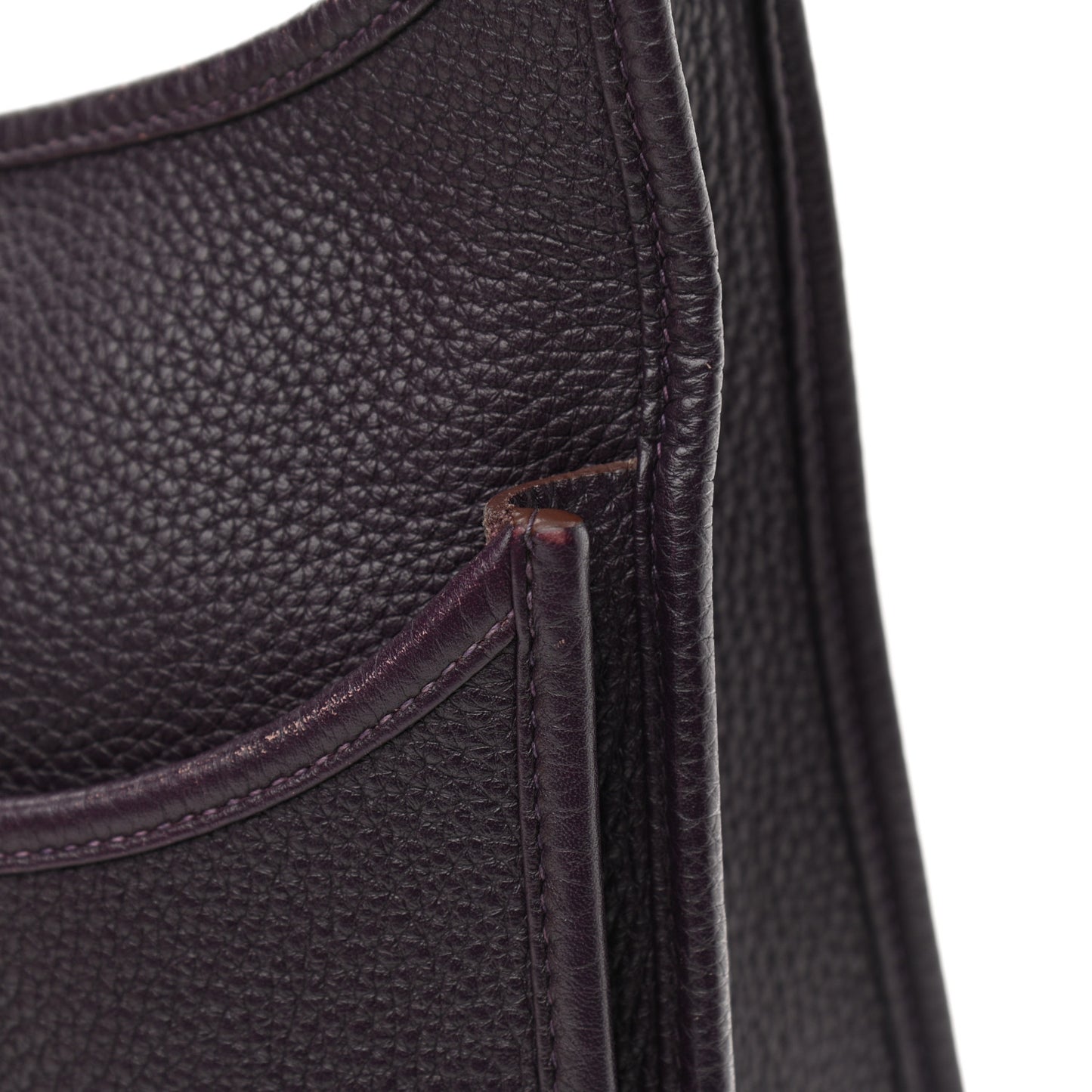 Taurillon Clemence Evelyne III GM Raisin