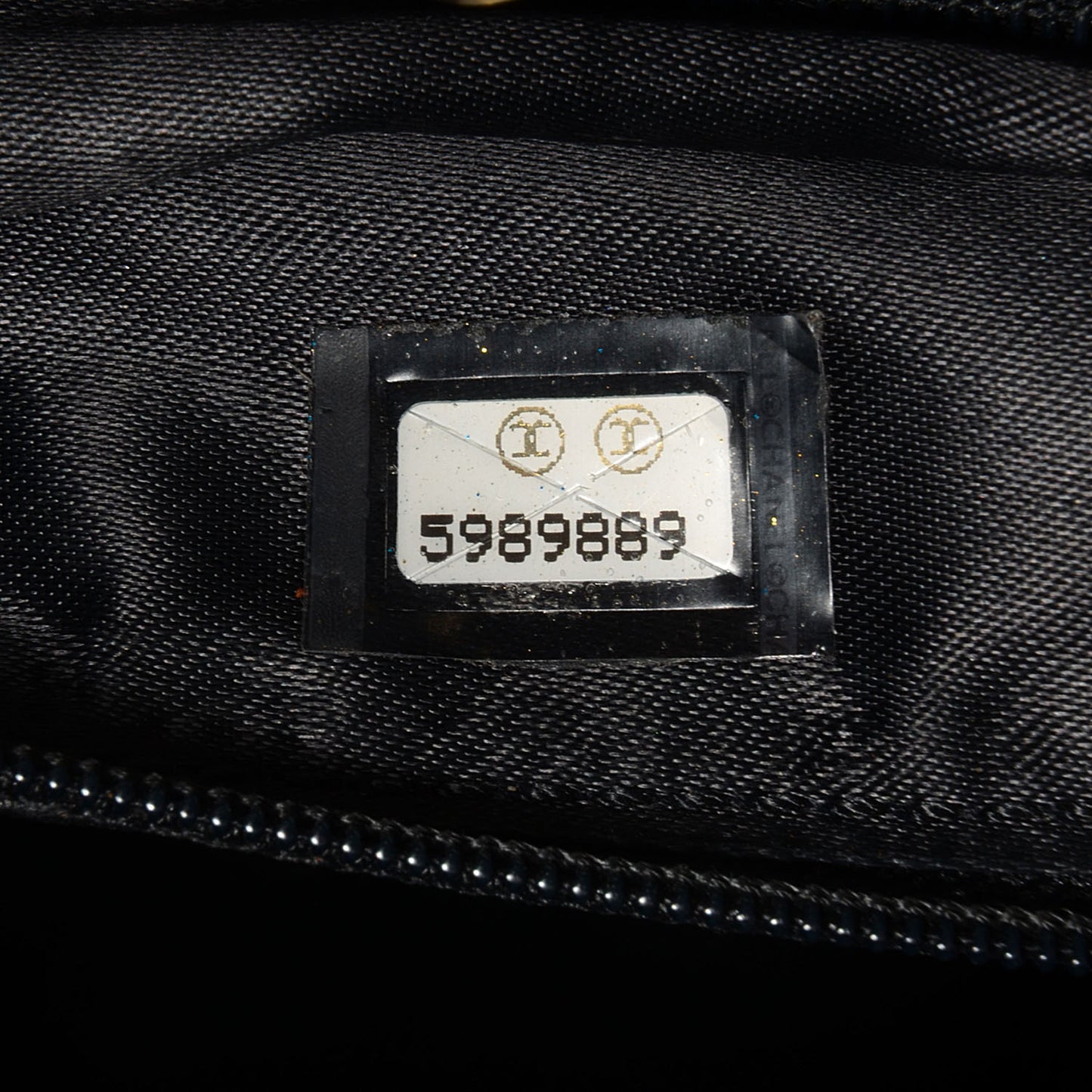 Caviar Shoulder Bag Black