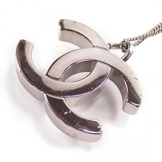 Chanel Silver CC Logo Necklace 5 of 5