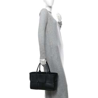 Bottega Veneta Nappa Maxi Intrecciato Small Arco Tote Black 3 of 12