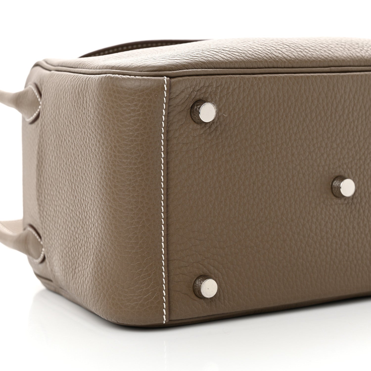 Hermes Taurillon Clemence Lindy 26 Etoupe 9 of 11