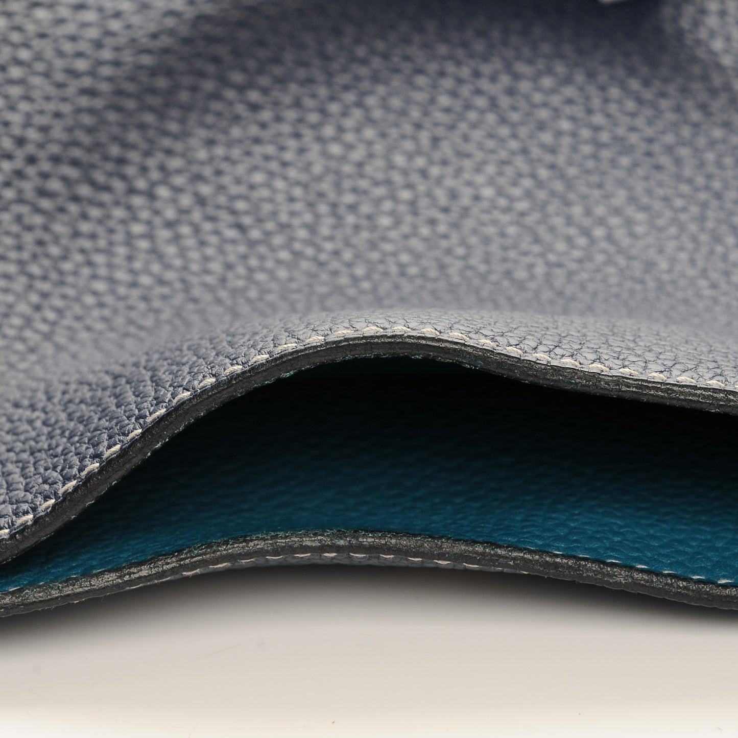 Taurillon Clemence Double Sens 36 Reversible Tote Bleu Sapphire Izmir