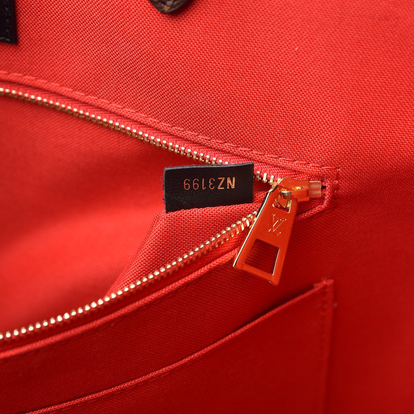 Reverse Monogram Giant Onthego GM