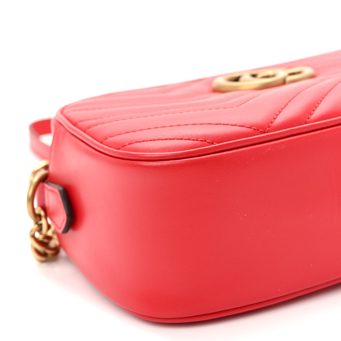 Calfskin Matelasse Small GG Marmont Chain Shoulder Bag Hibiscus Red