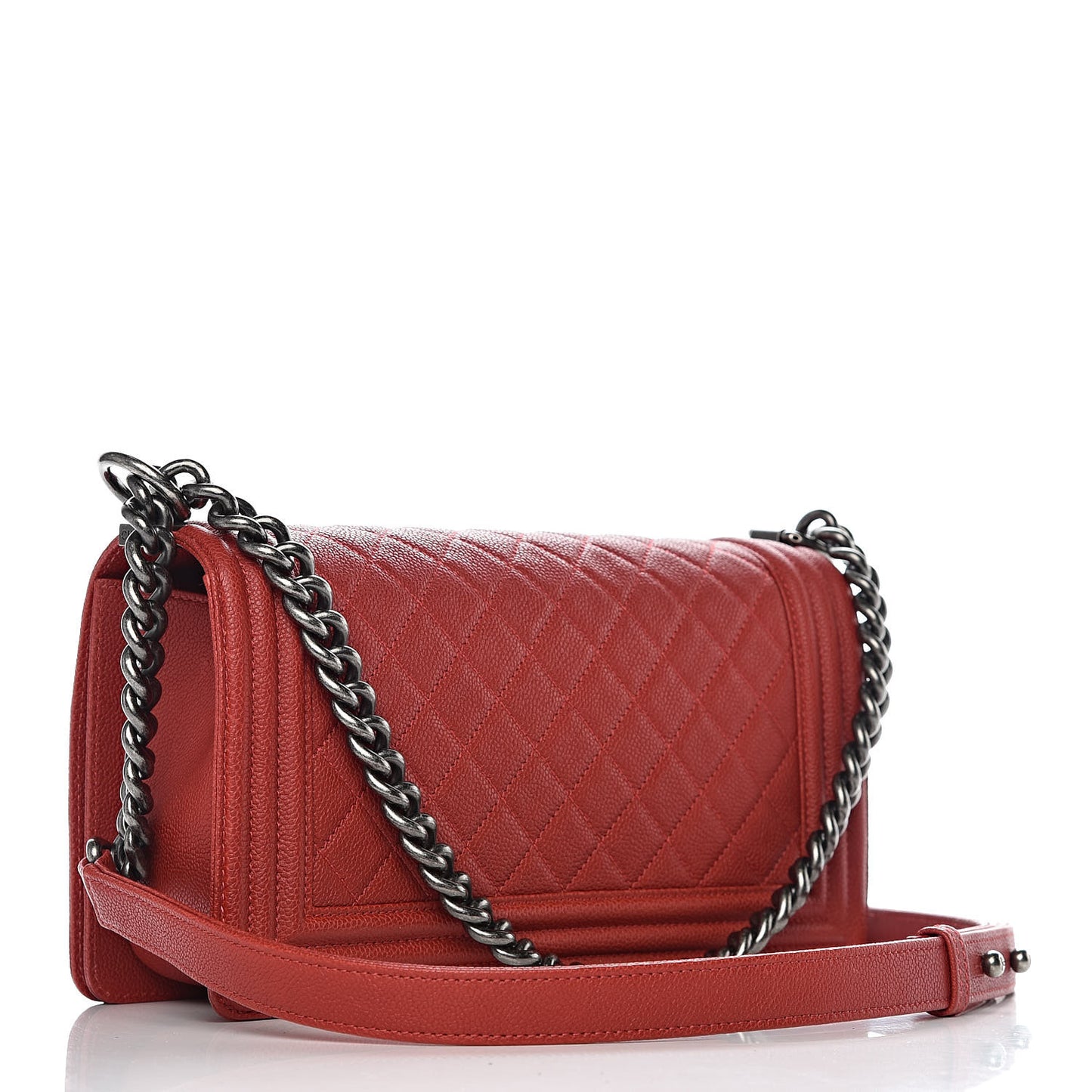 Caviar Quilted Medium Boy Flap Red