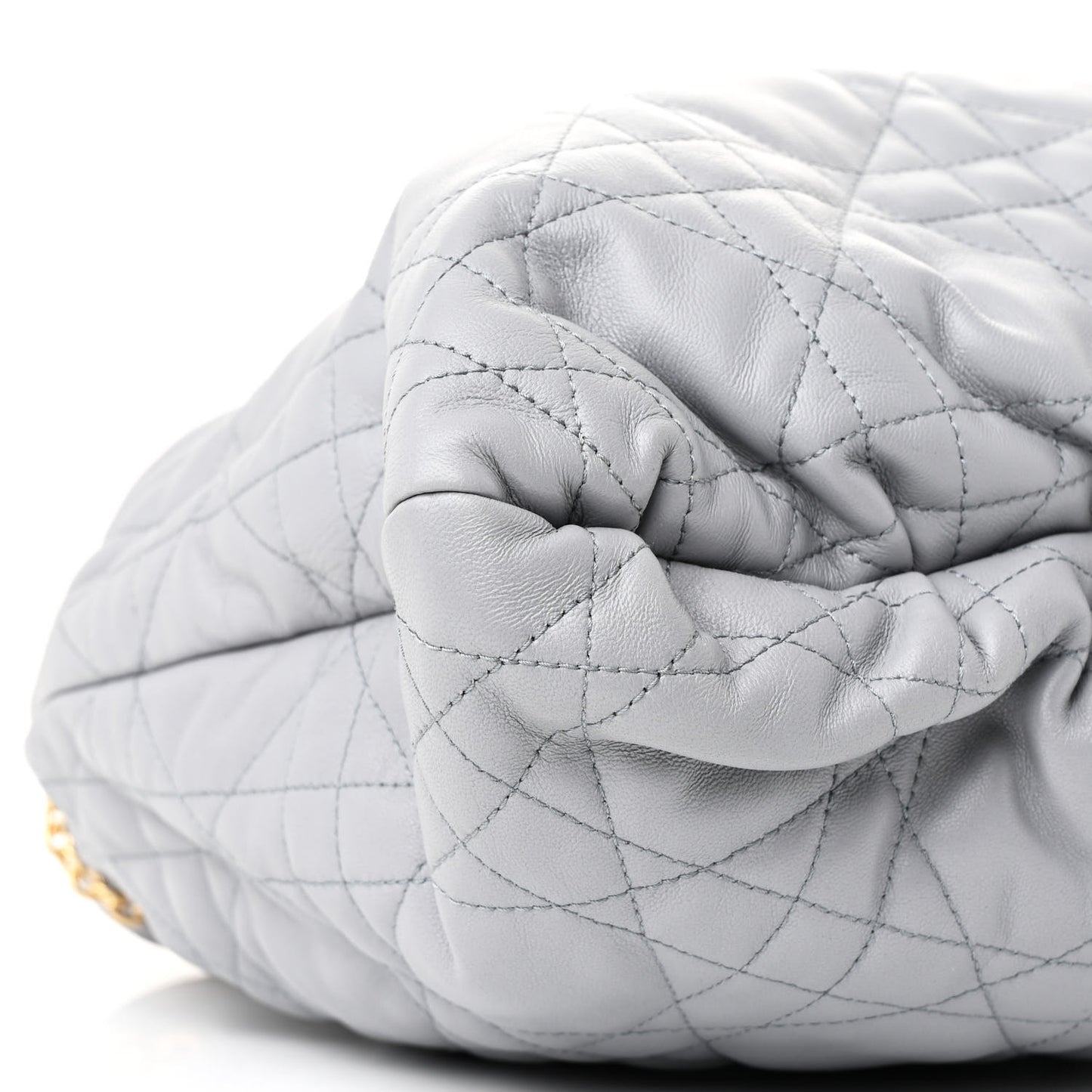 Lambskin Supple Macrocannage Ammi Bag Grey