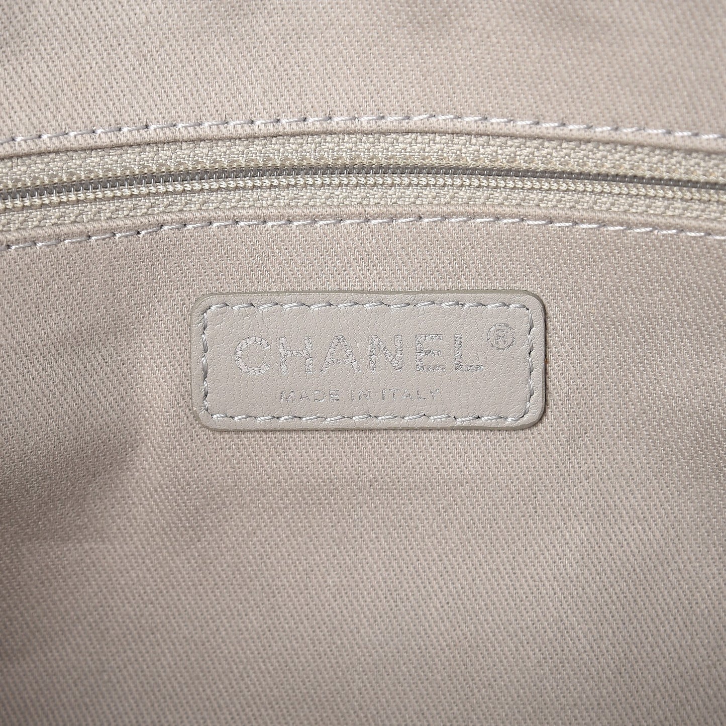 Caviar Quilted Jumbo Easy Flap Blue