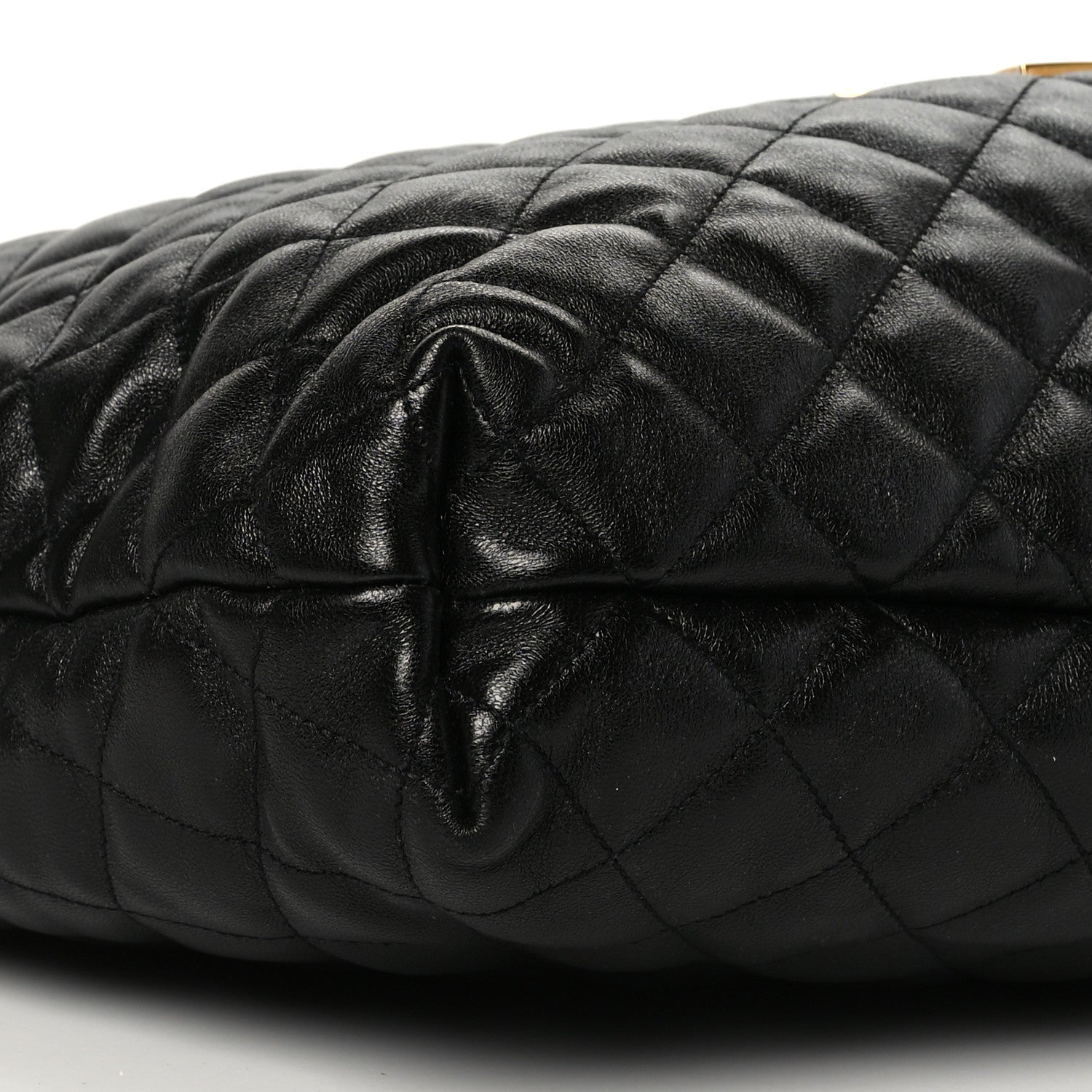 Saint Laurent Lambskin Quilted Maxi Icare Shopping Tote Black 9 of 10