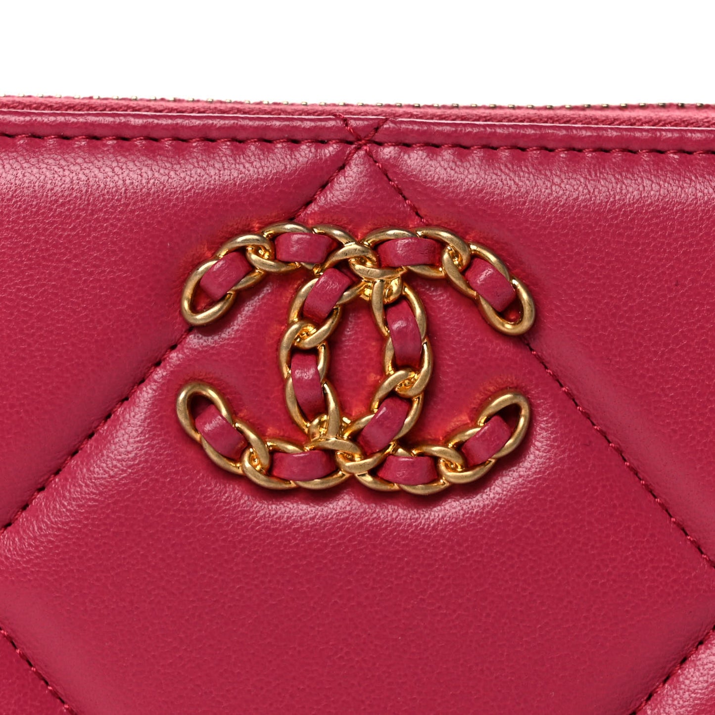 Lambskin Quilted Chanel 19 Zipped Wallet Dark Pink