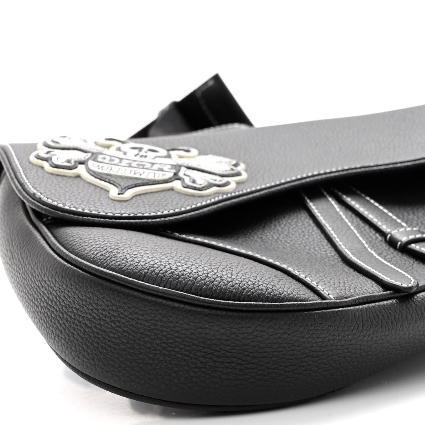 X SHAWN STUSSY Grained Calfskin Bee Saddle Bag Black