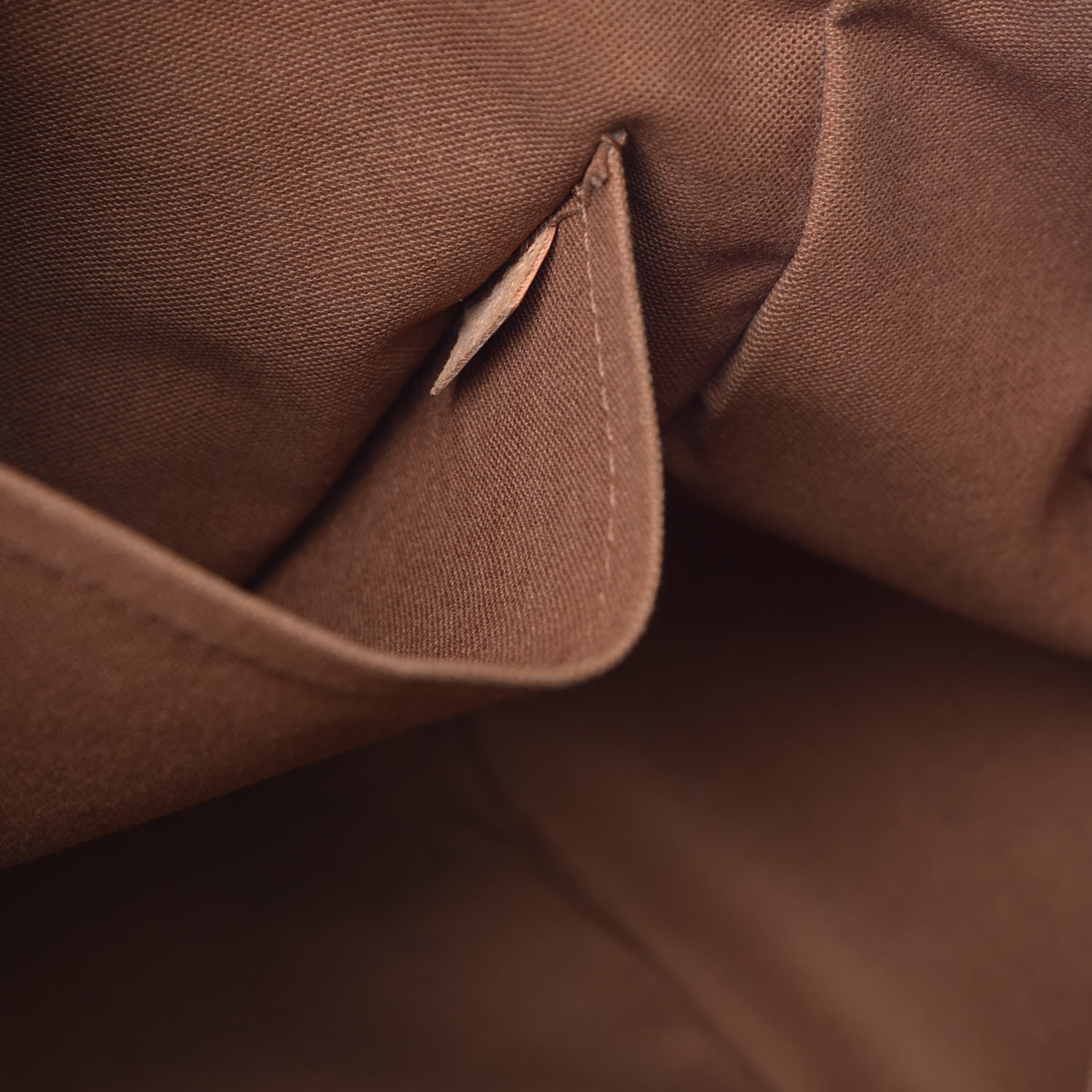 Louis Vuitton Monogram Tivoli GM 7 of 26