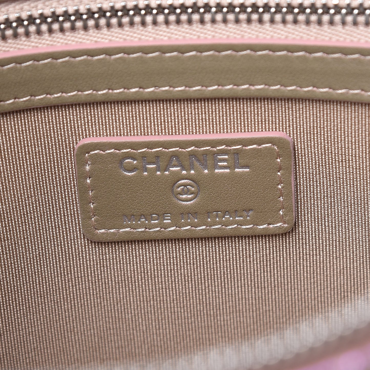 Iridescent Crumpled Calfskin Medium Cosmetic Case Pink