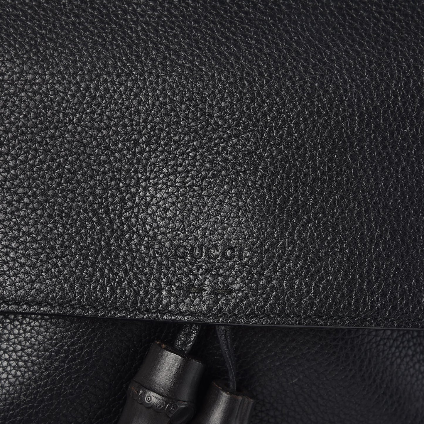 Pebbled Calfskin Medium Bamboo Daily Flap Shoulder Bag Black