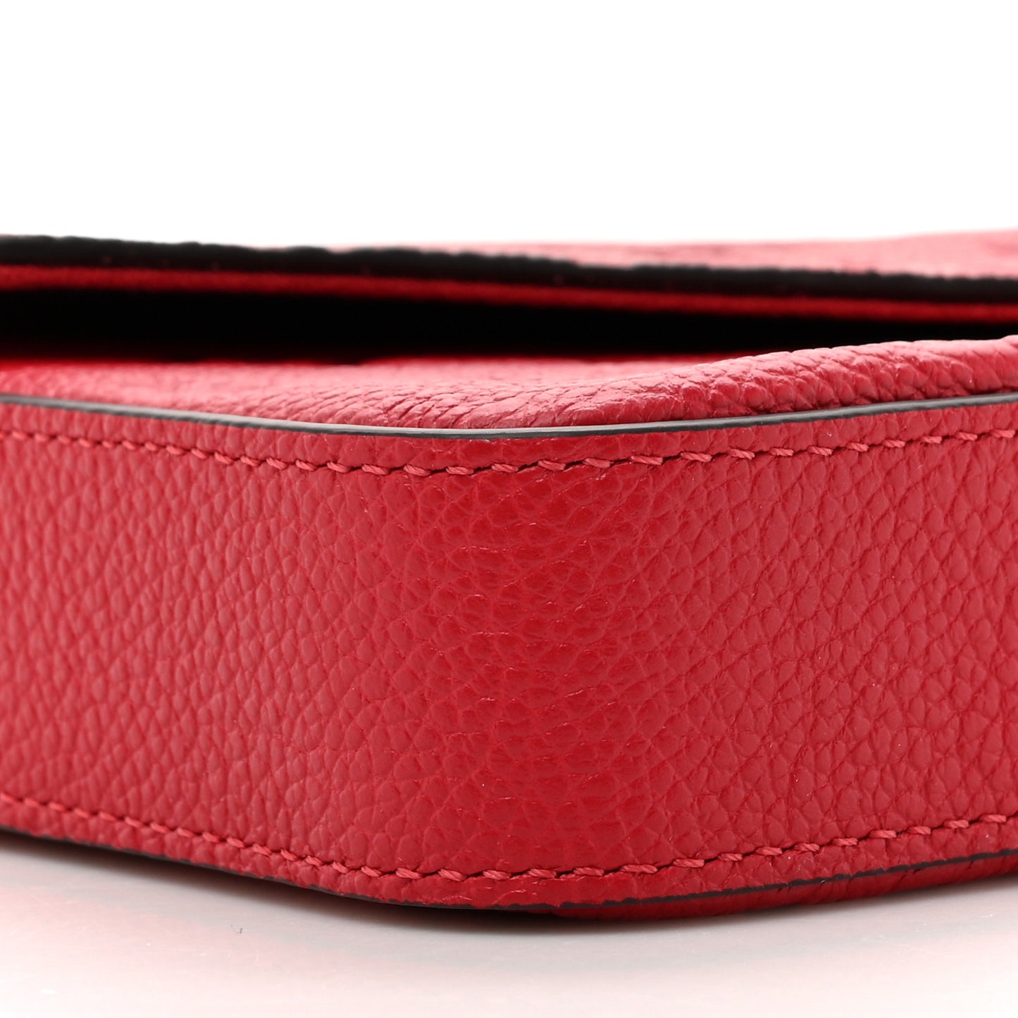Empreinte Pochette Felicie Chain Wallet Scarlet