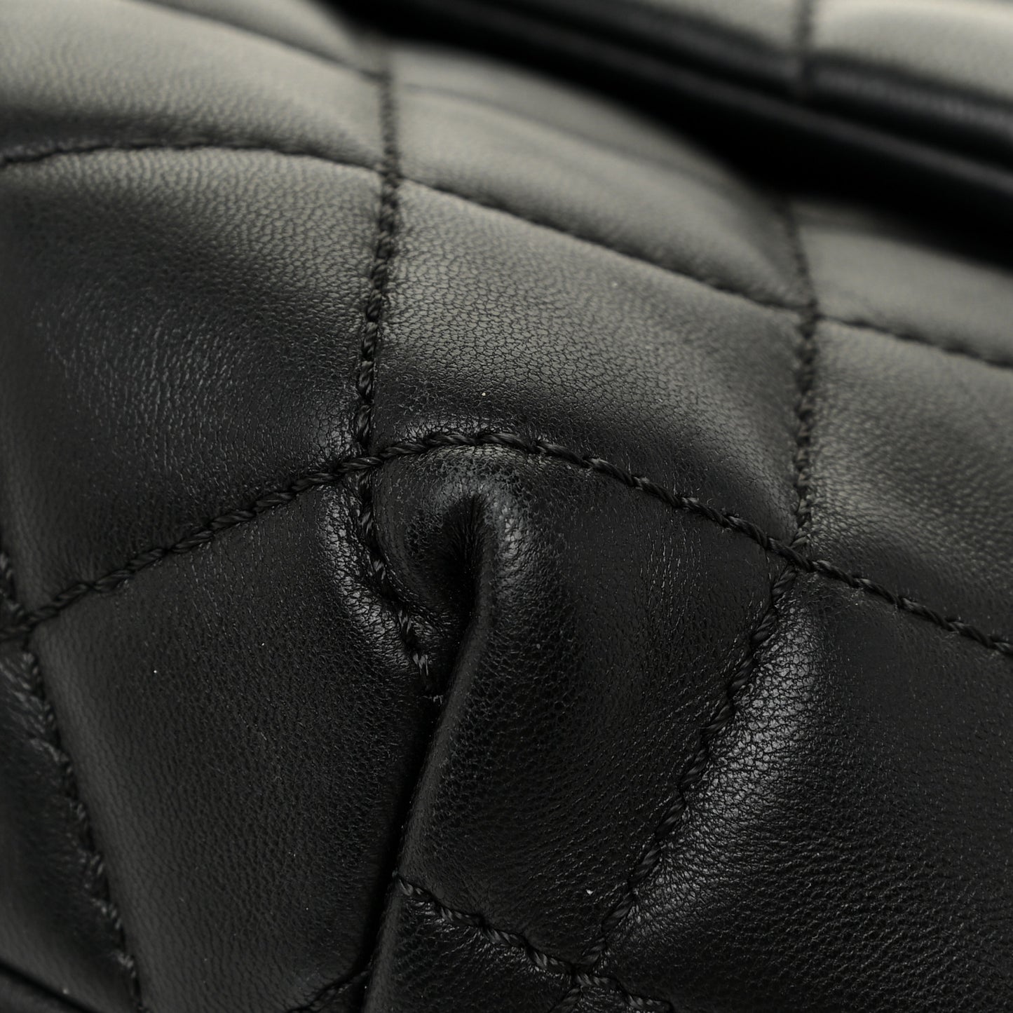 Lambskin Quilted Large Daily Supple Flap Black