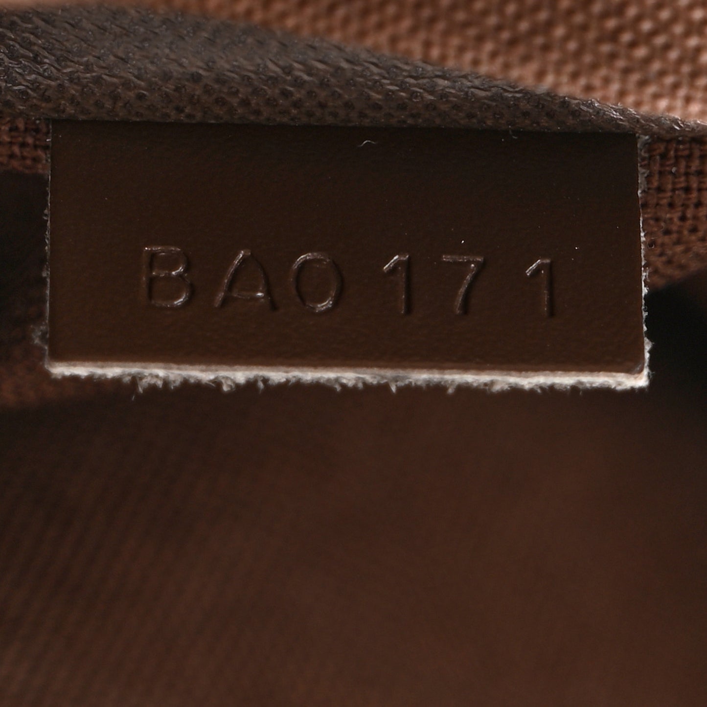 Damier Ebene Eole 50