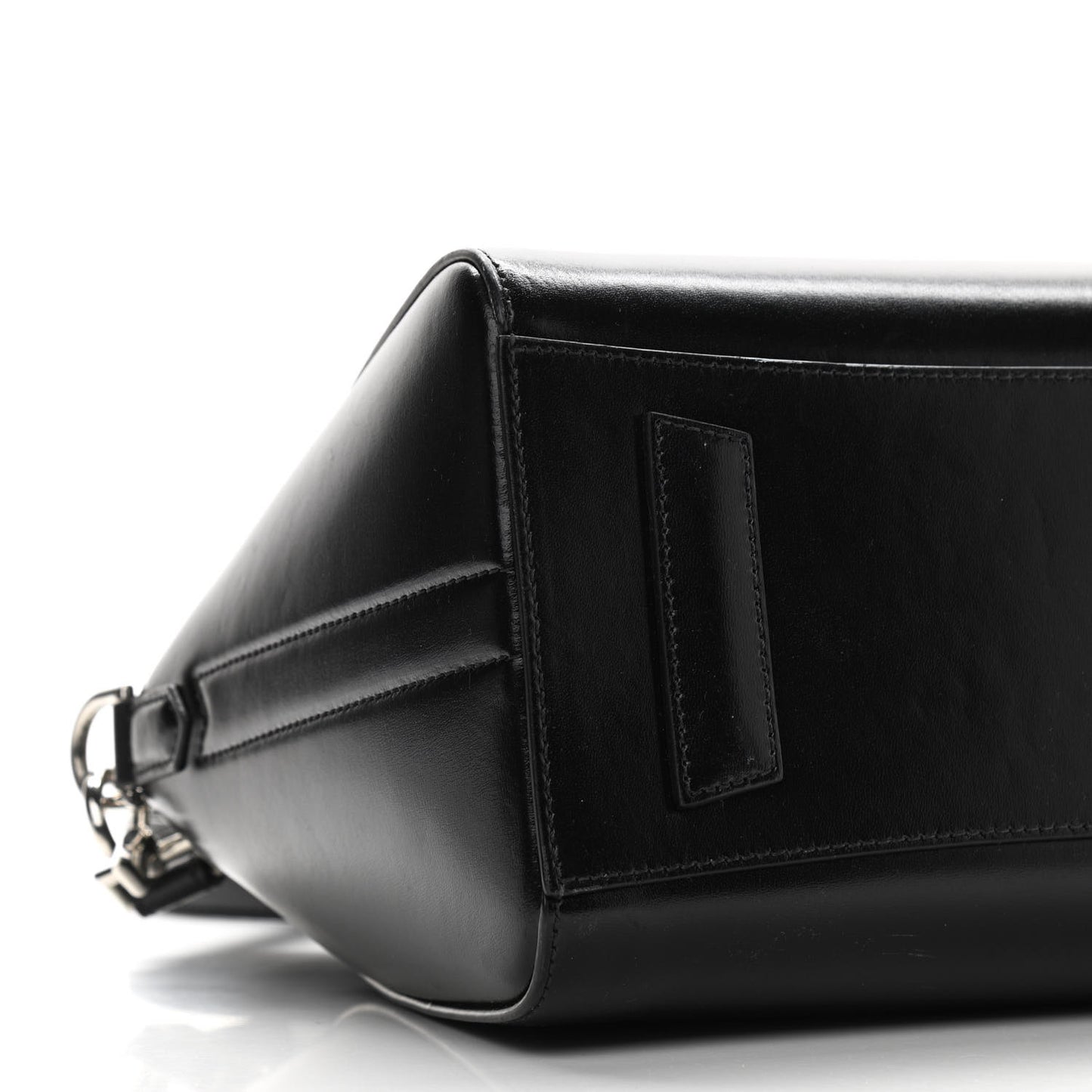 Shiny Lord Calfskin Small Antigona Black
