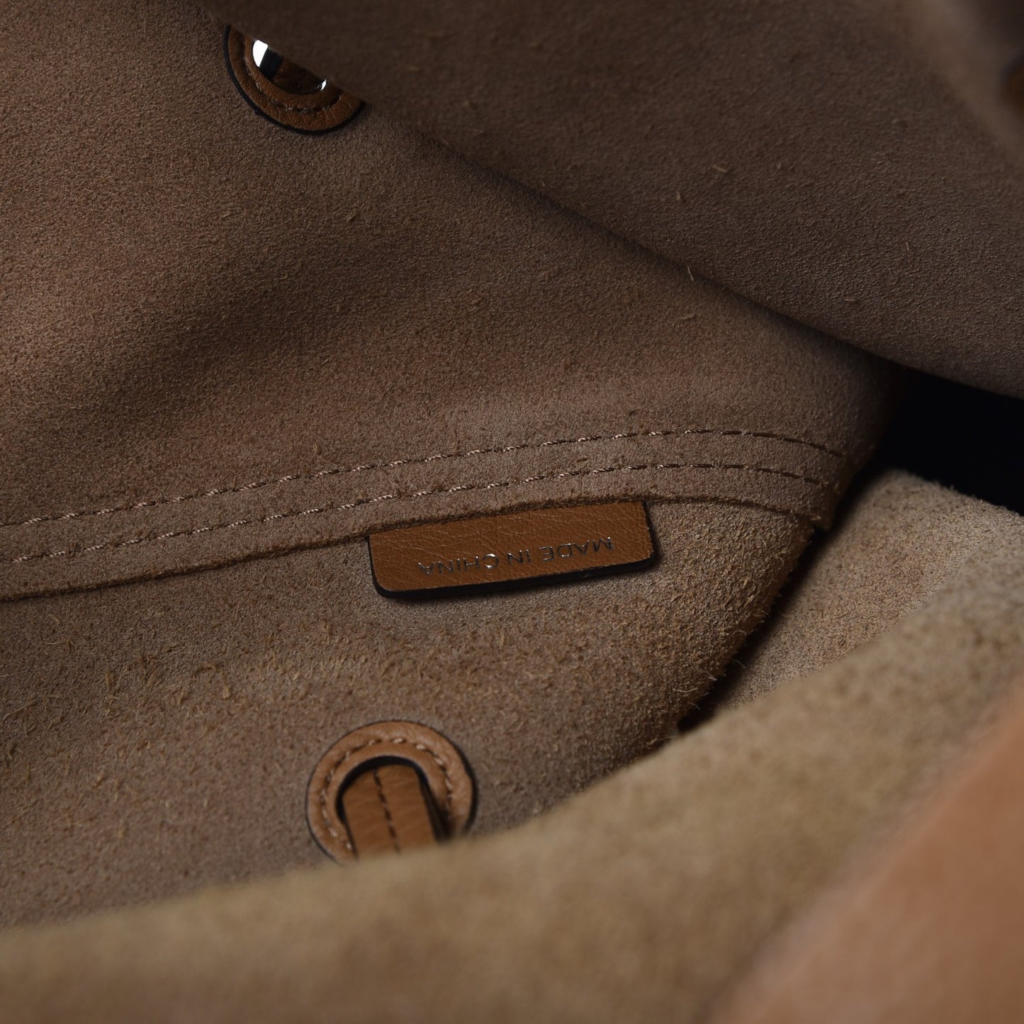 Grainy Calfskin Large Ashby Hobo Sand