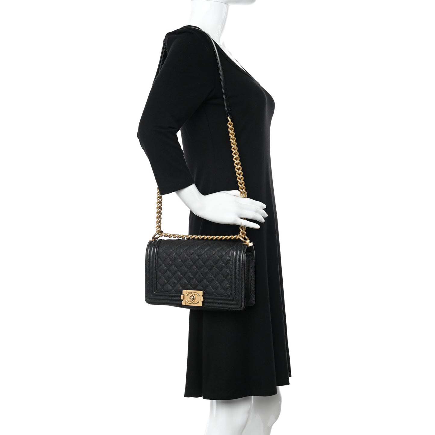 Caviar Quilted Medium Boy Flap Black