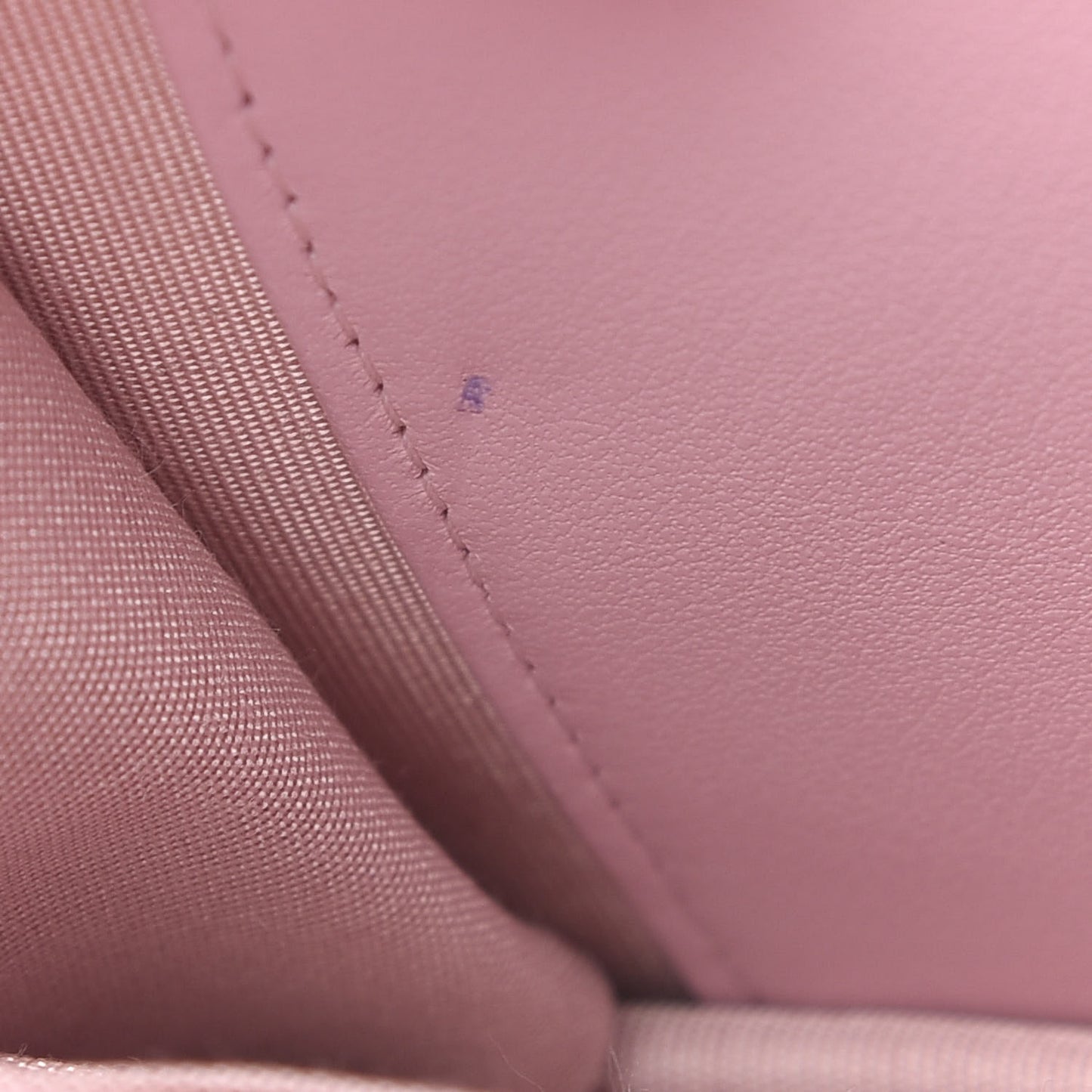 Caviar Quilted Coco Candy Wallet On Chain WOC Light Pink