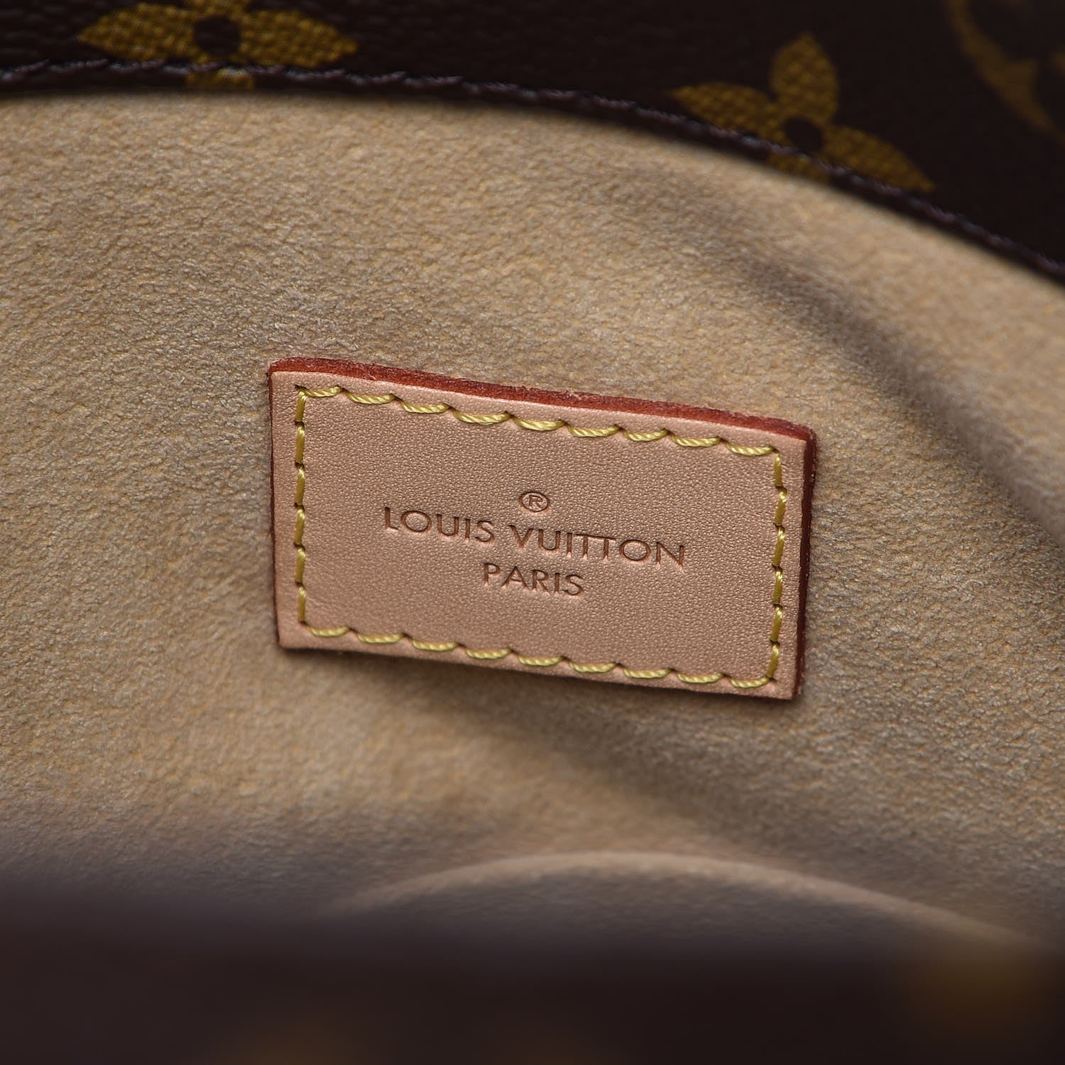 Louis Vuitton Monogram Artsy MM 6 of 8