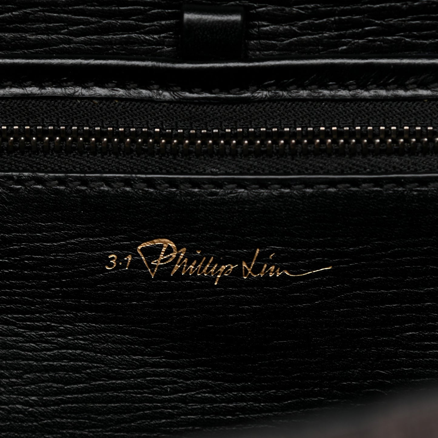 Turtle Embossed Medium Pashli Satchel Black
