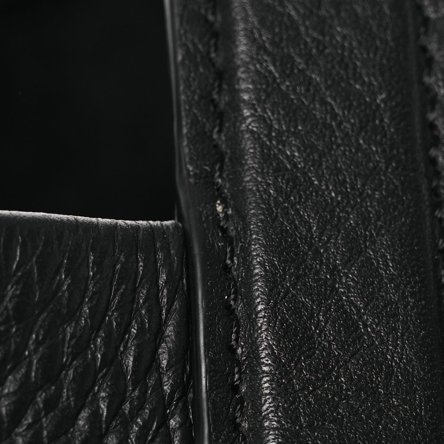 Grained Calfskin Small N/S Park Tote Black