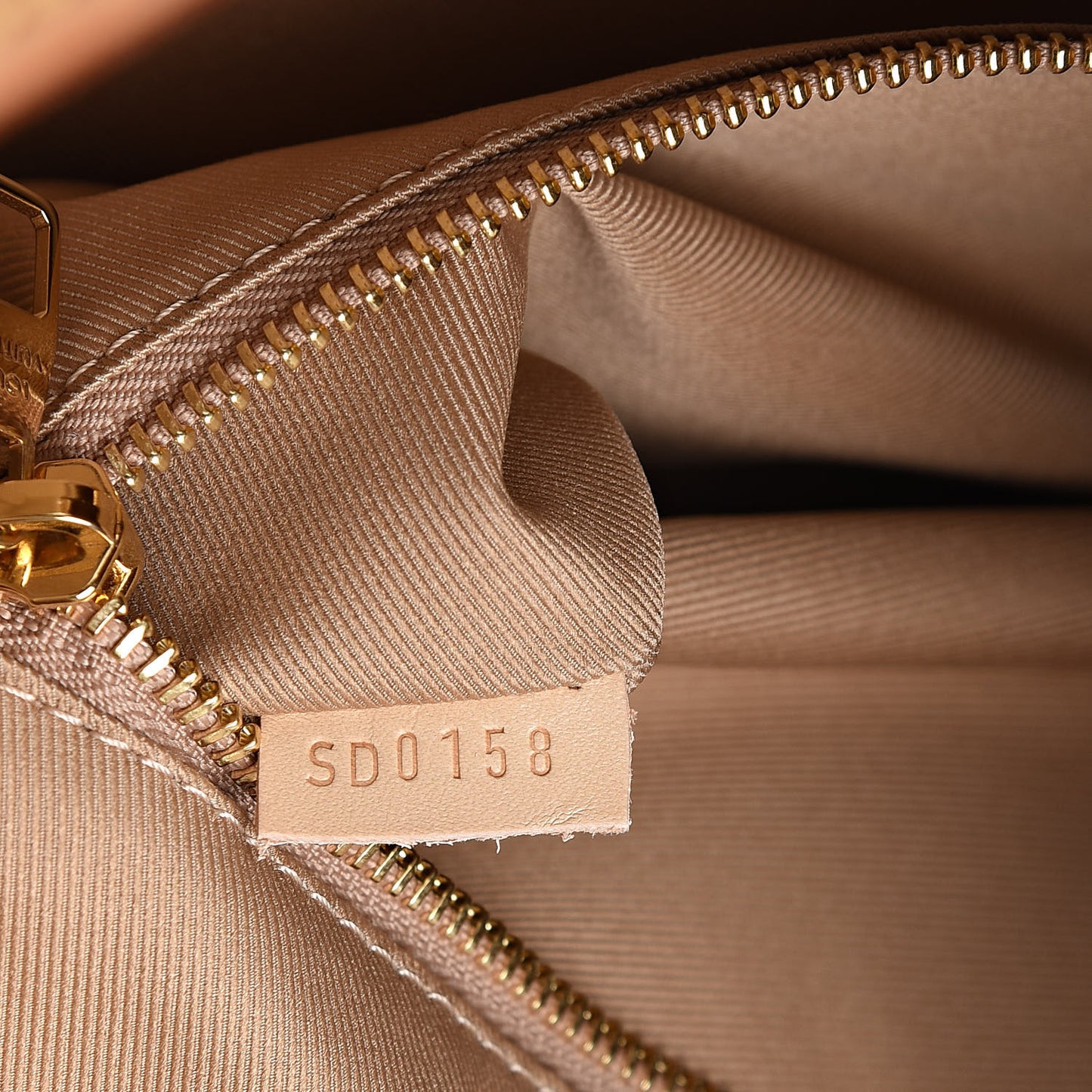 Monogram Graceful PM
