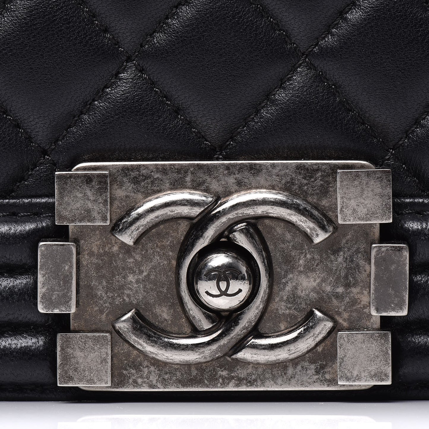 Lambskin Quilted New Medium Boy Flap Black