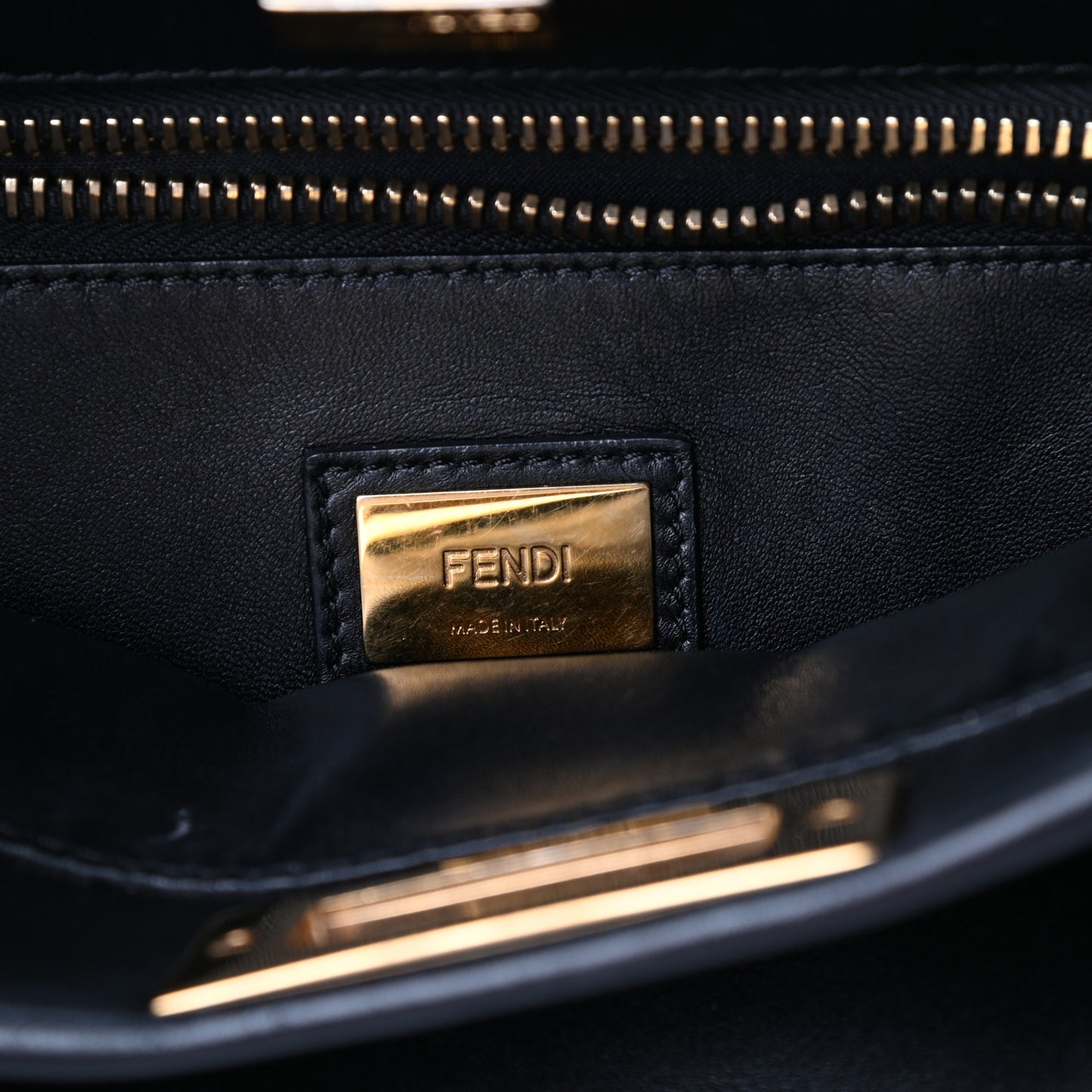 Vitello Morgan Shiny Nappa Medium Peekaboo Iconic Satchel Black