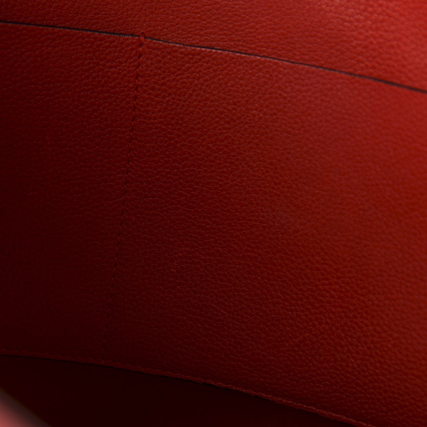 Grained Calfskin Medium Horizontal Cabas Phantom Coquelicot