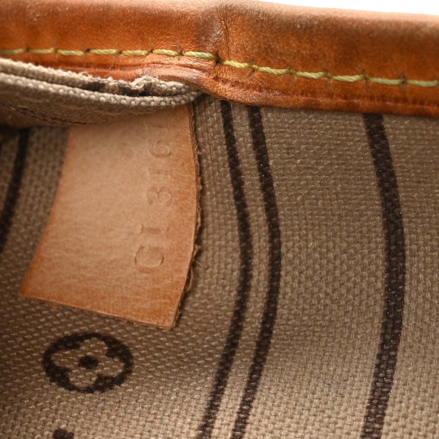 Louis Vuitton Monogram Neverfull MM 6 of 9