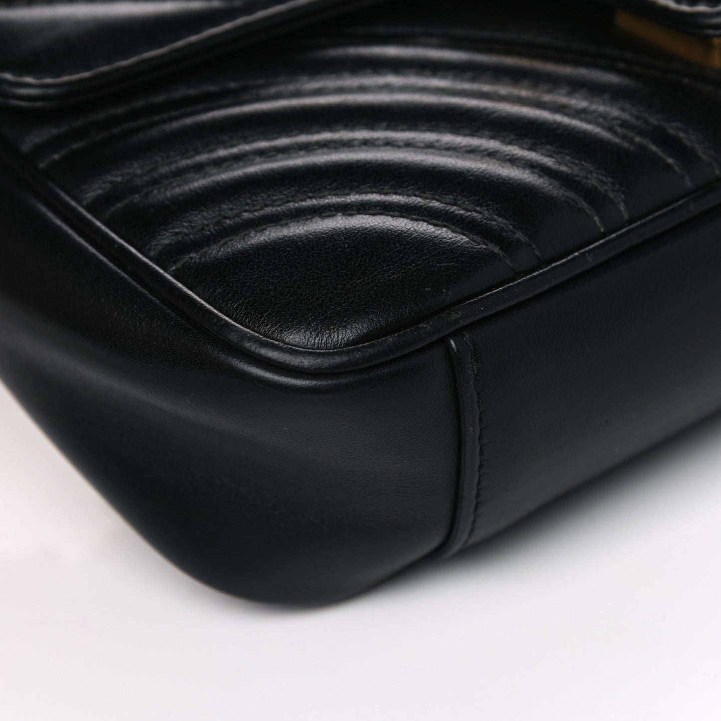 Calfskin Matelasse Mini GG Marmont Shoulder Bag Black
