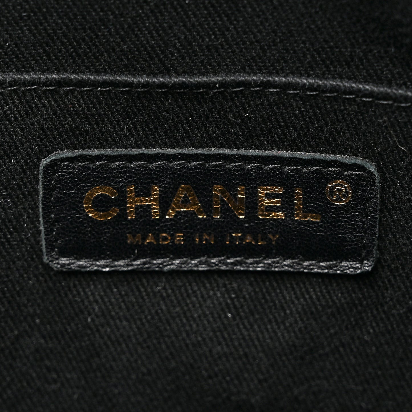 Crumpled Grained Calfskin Zip and Carry Shopping Tote Black