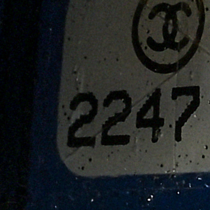 Caviar Chevron Quilted Jumbo Double Flap Blue