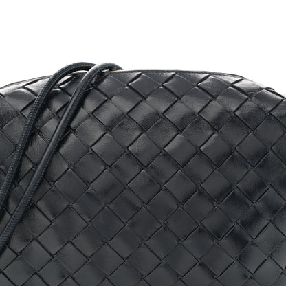 Bottega Veneta Polished Nappa Intrecciato Knot Small Loop Camera Bag Space 7 of 9