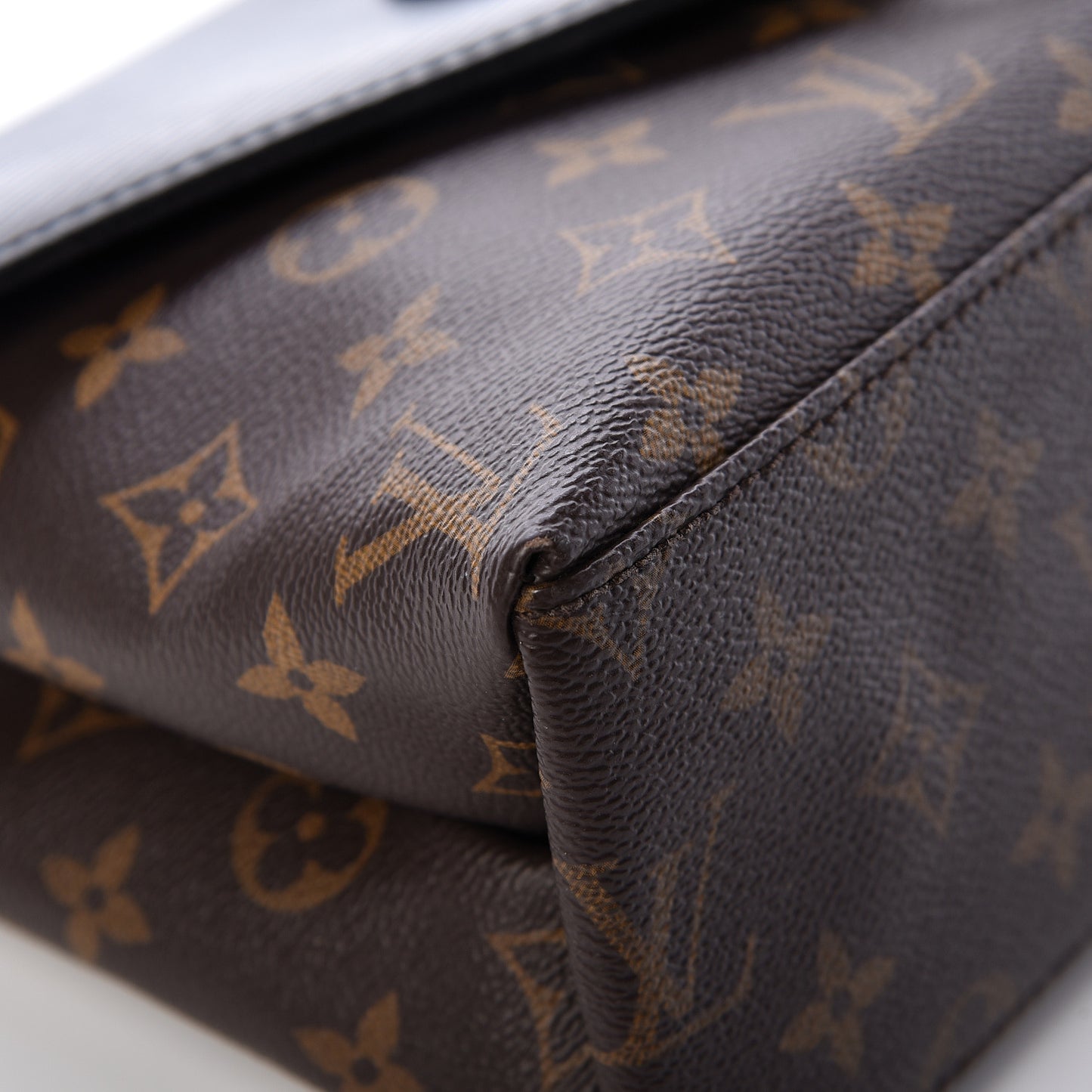 Epi Monogram Saint Michel Black