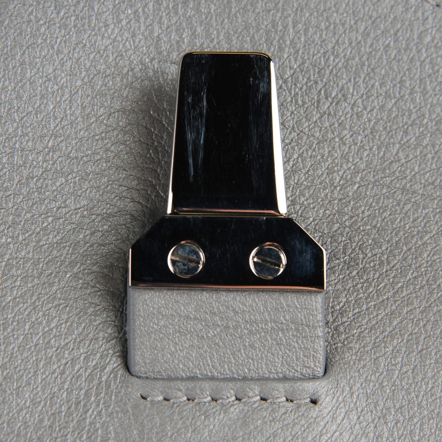 Veau Papier Sight Clutch Gris Metal
