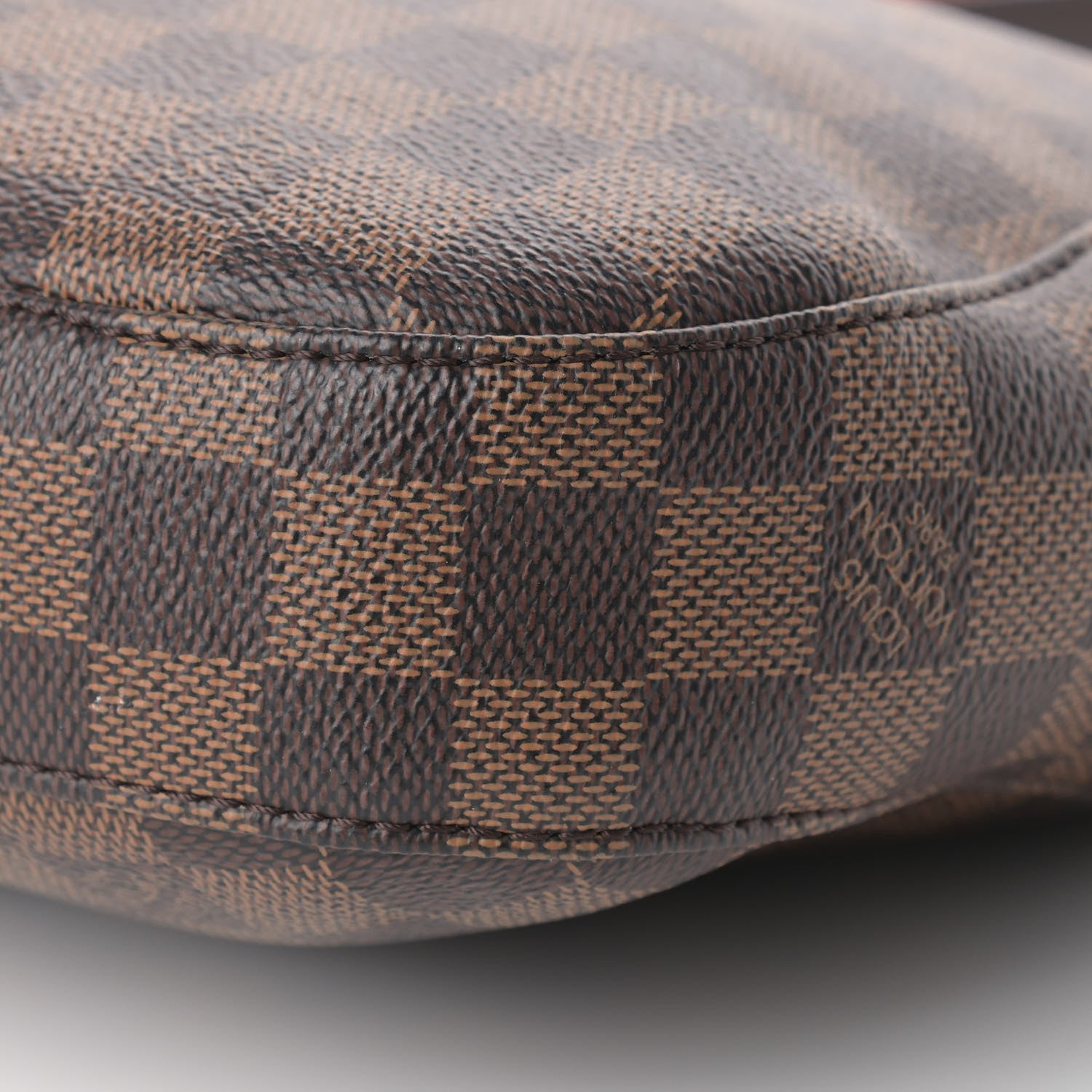 Louis Vuitton Damier Ebene South Bank Besace 9 of 10