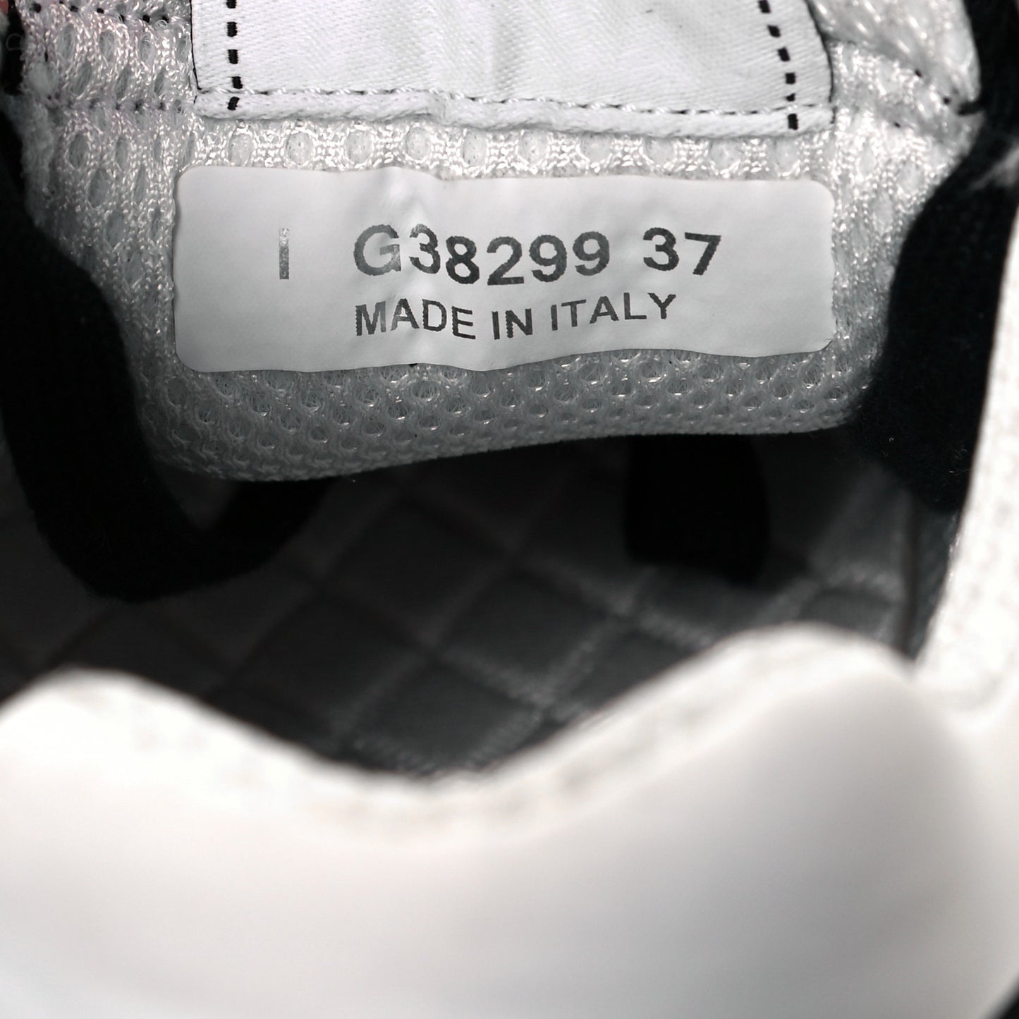 Mesh Suede Grained Calfskin Womens CC Sneakers 37 Black White
