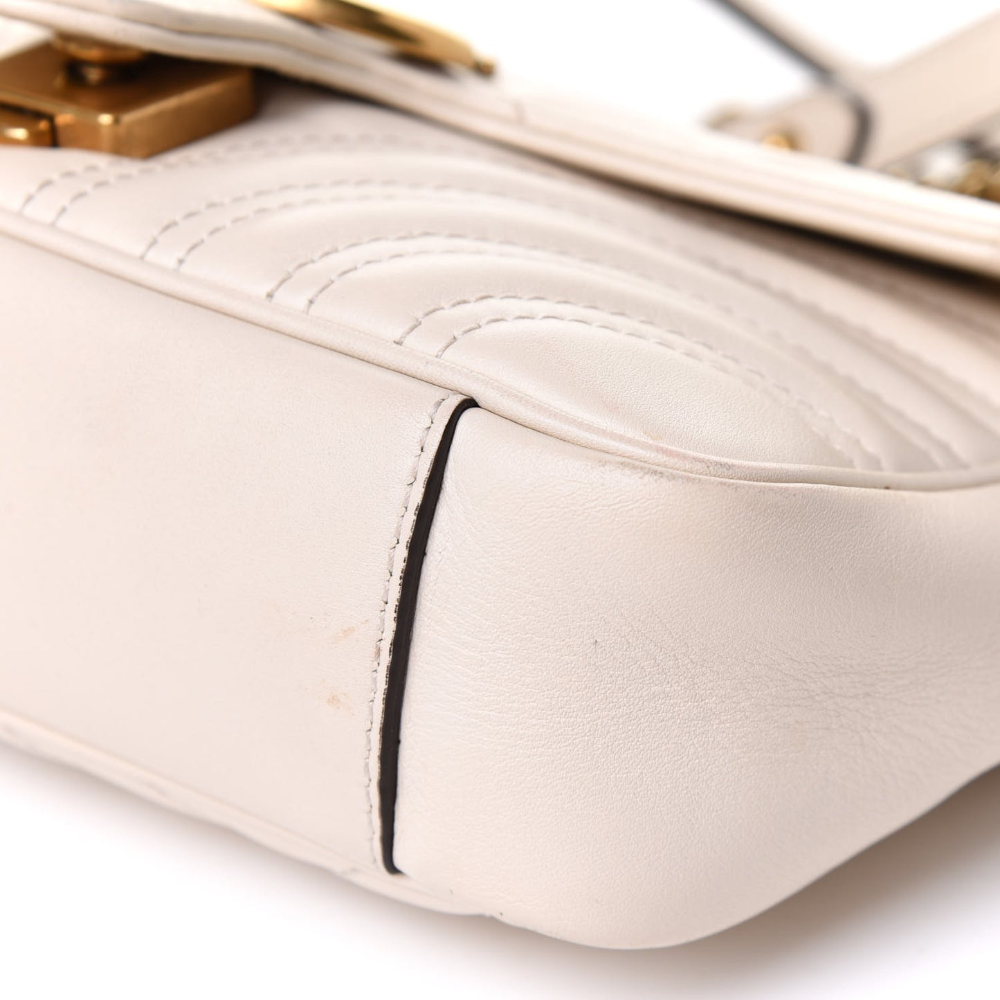Calfskin Matelasse Mini GG Marmont Shoulder Bag White