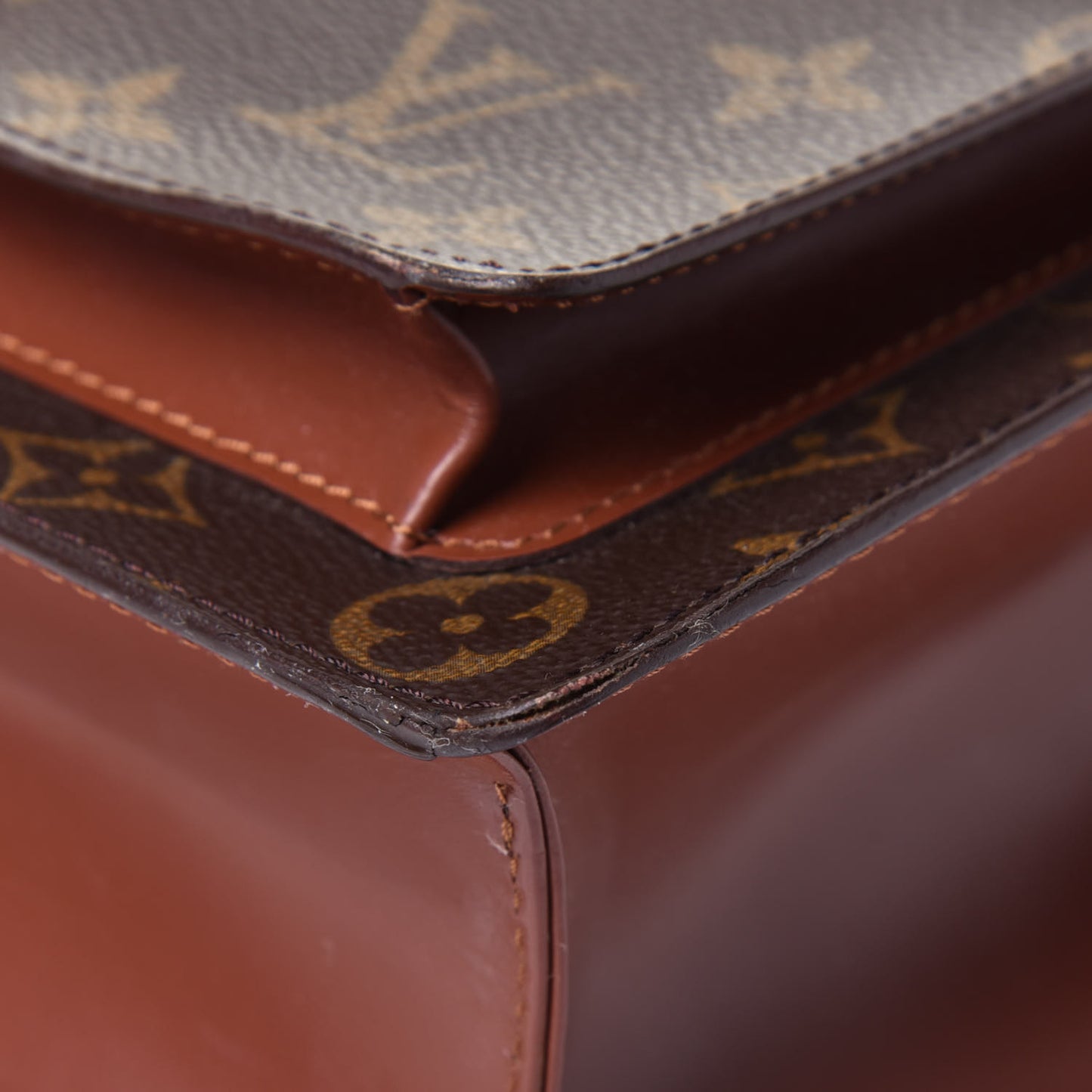 Monogram Monceau 28
