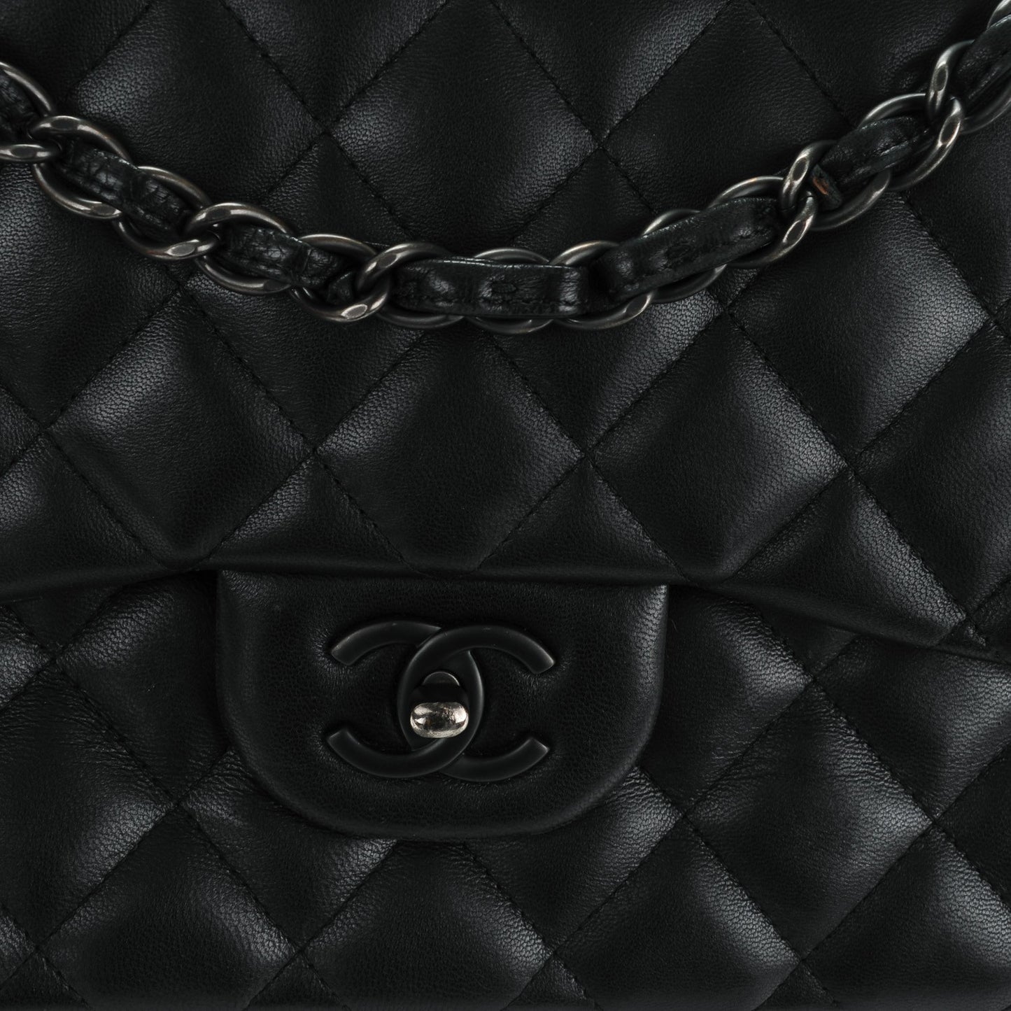 Lambskin Quilted Jumbo Double Flap So Black