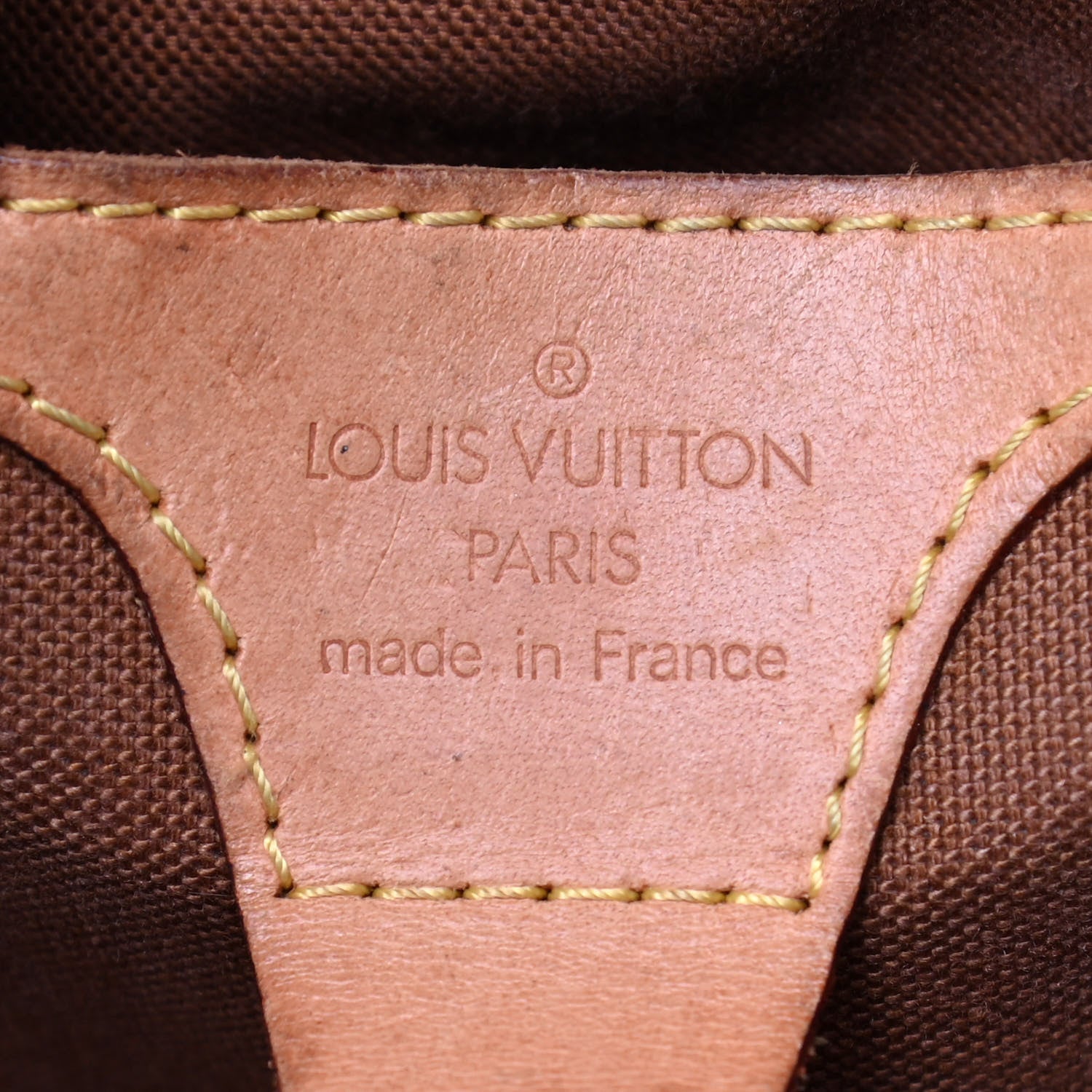 Louis Vuitton Monogram Ellipse MM 6 of 15