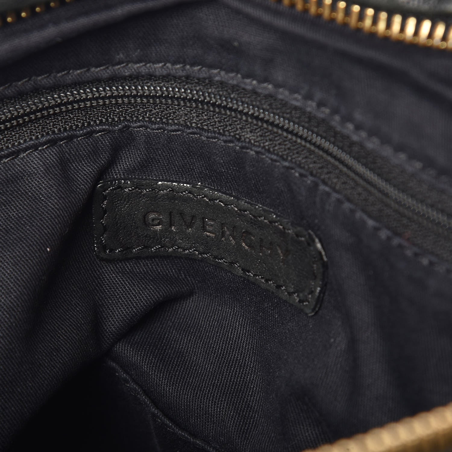 Givenchy Tumbled Sheepskin Medium Pandora Black 7 of 28