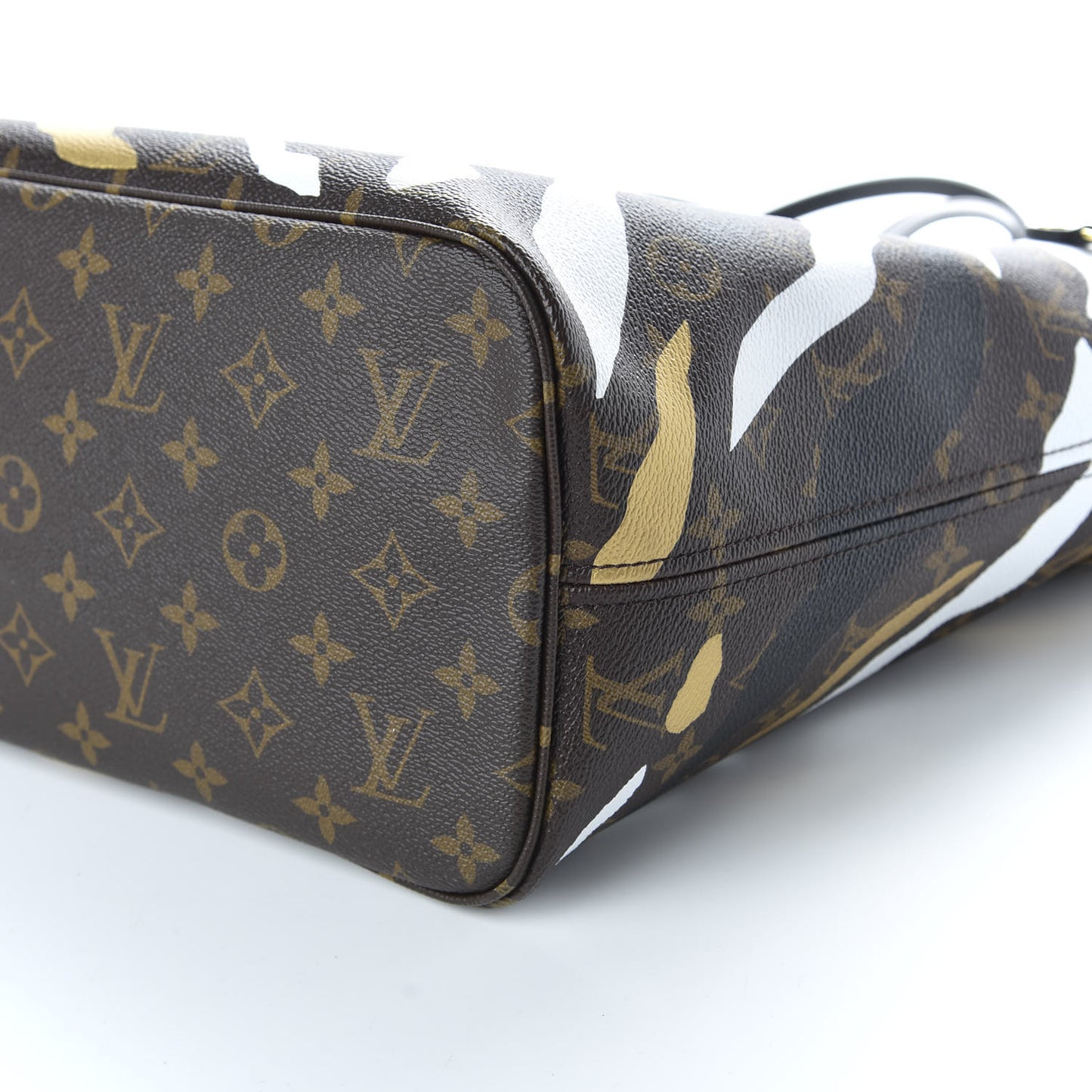X LOL Monogram Neverfull MM Gold Silver