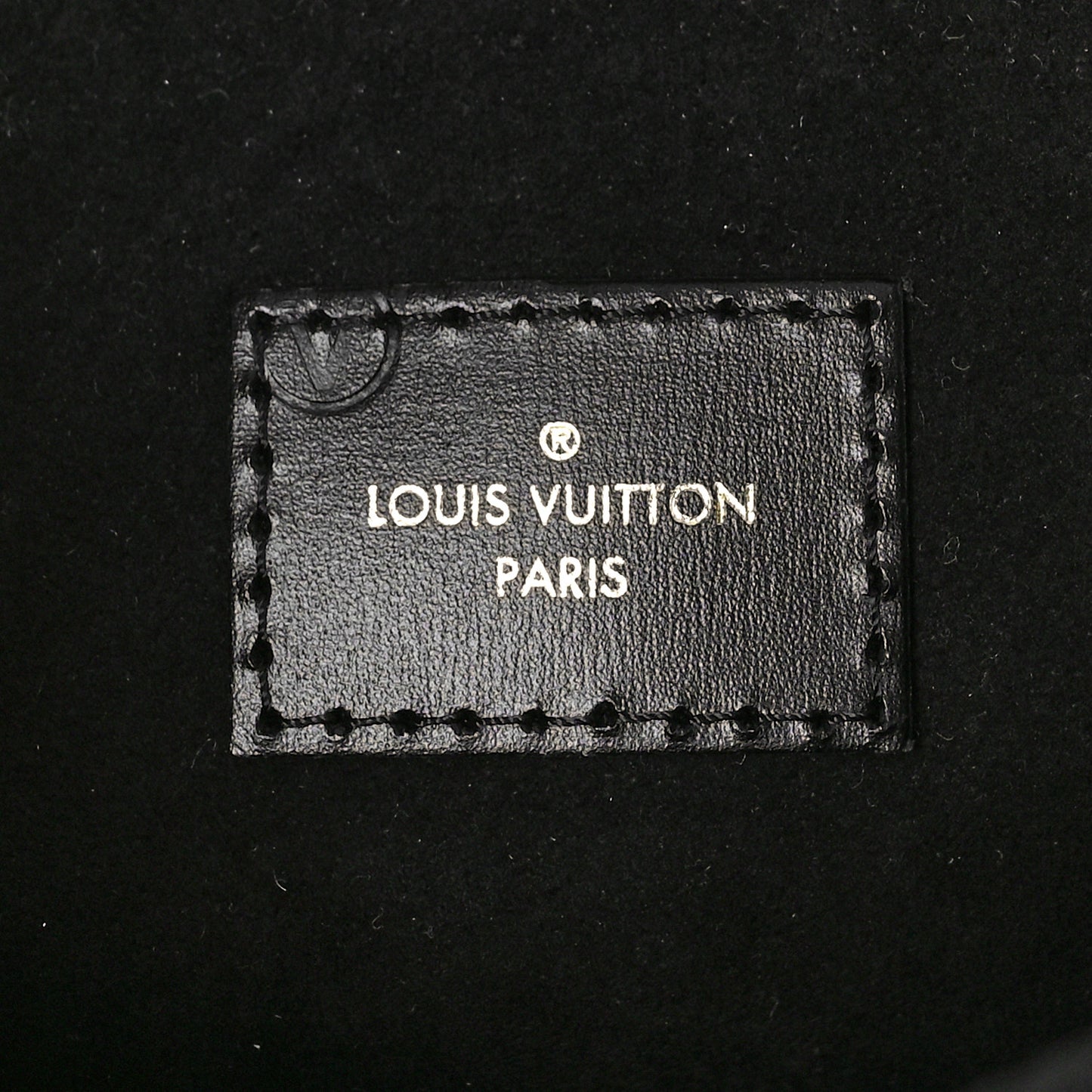 Reverse Monogram Pochette Metis