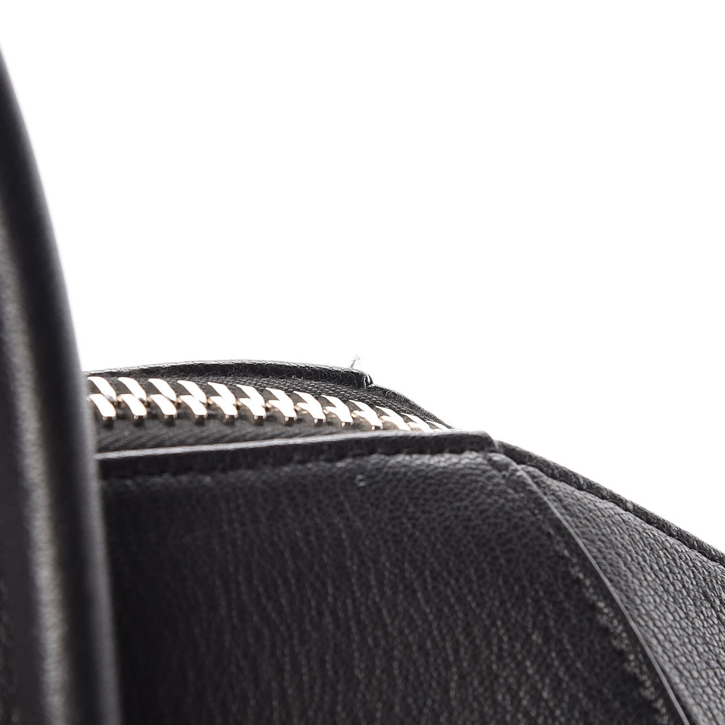 Sugar Goatskin Medium Antigona Black