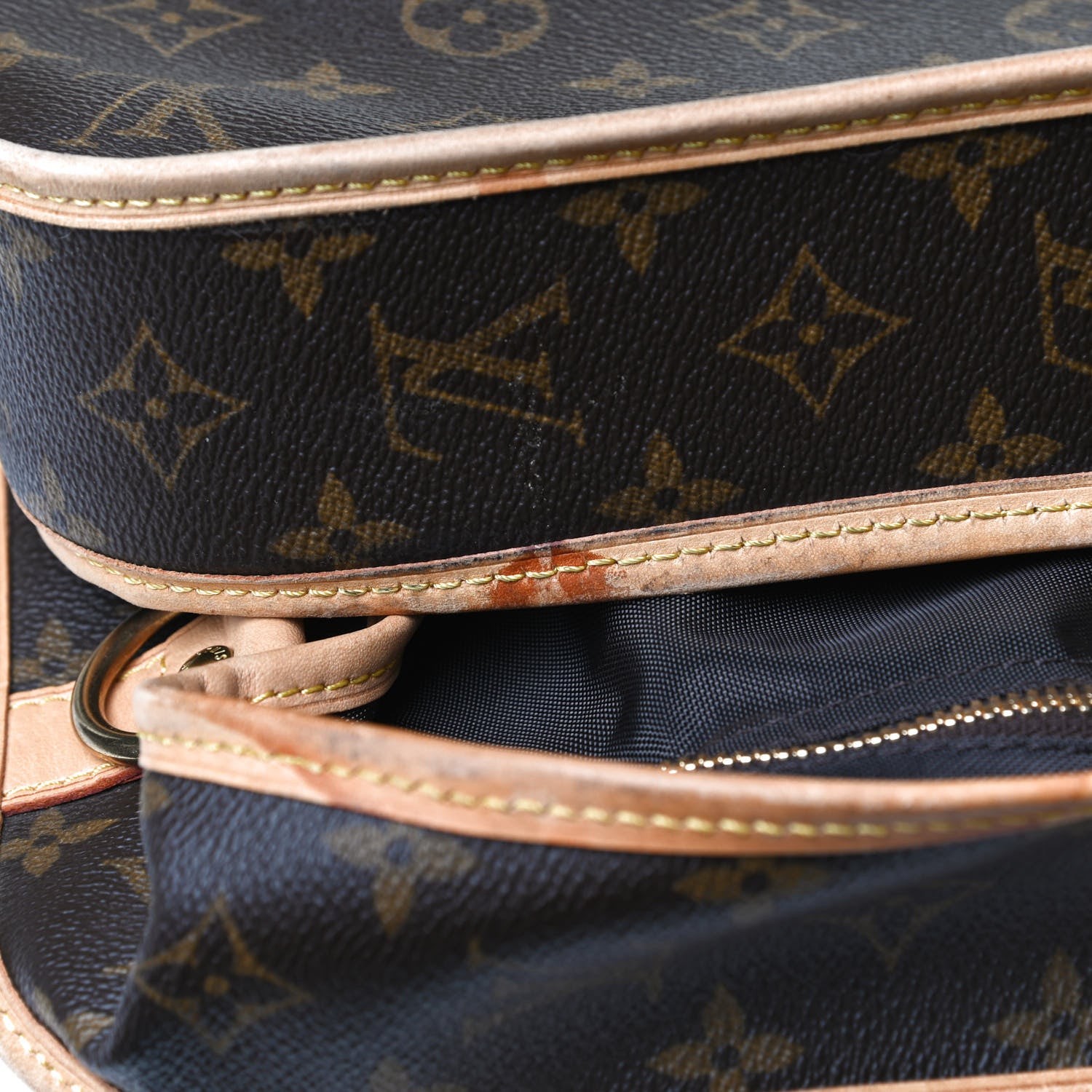Louis Vuitton Monogram Garment Bag 13 of 20