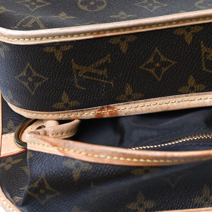 Louis Vuitton Monogram Garment Bag 13 of 20